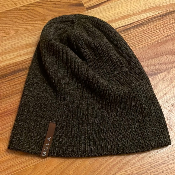 Bula Beanie - Picture 1 of 3